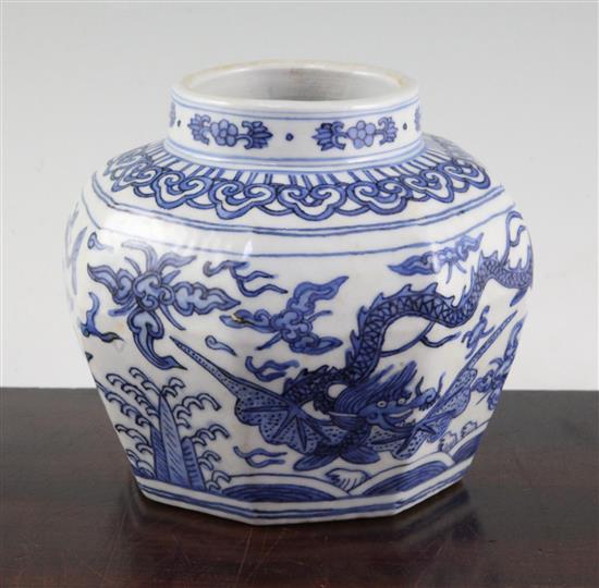 A Chinese octagonal blue and white jar, 12.5cm